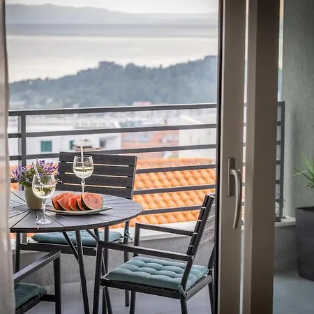 Διαμέρισμα Luxury Iva-makarska *